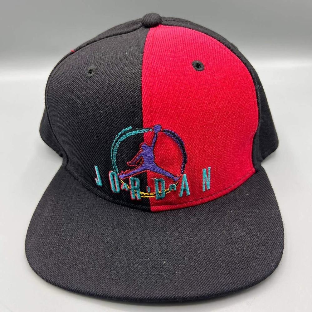 Air Jordan True Hat Men Red Blackโ Embroidered Logo Jumpman Snap Back Cap